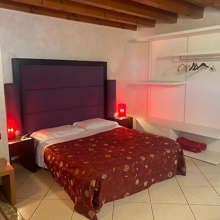 Albergo Le Piante Manerba del Garda Dış mekan fotoğraf