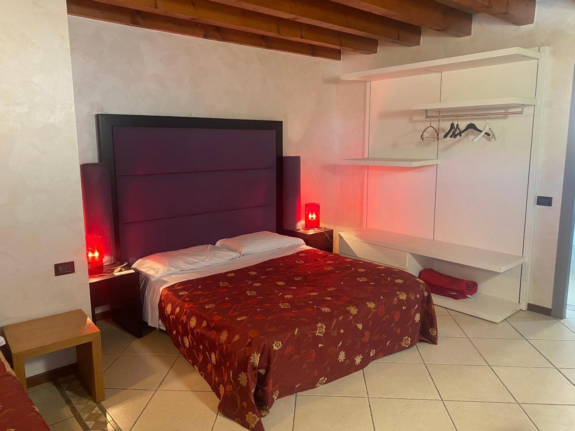 Albergo Le Piante Manerba del Garda Dış mekan fotoğraf