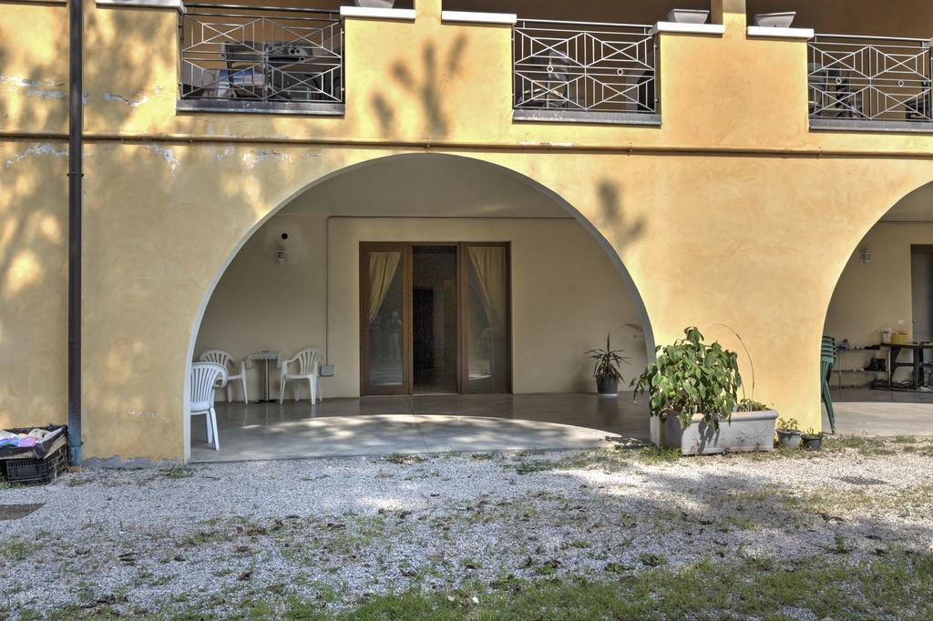 Albergo Le Piante Manerba del Garda Dış mekan fotoğraf