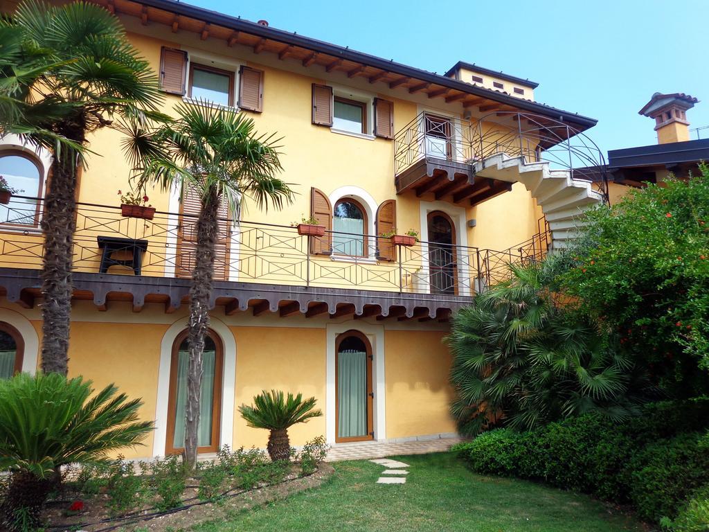 Albergo Le Piante Manerba del Garda Dış mekan fotoğraf