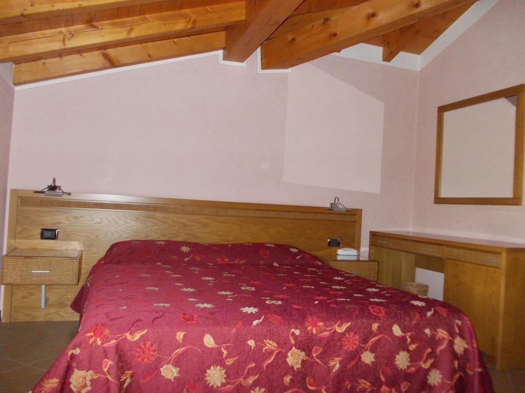 Albergo Le Piante Manerba del Garda Dış mekan fotoğraf