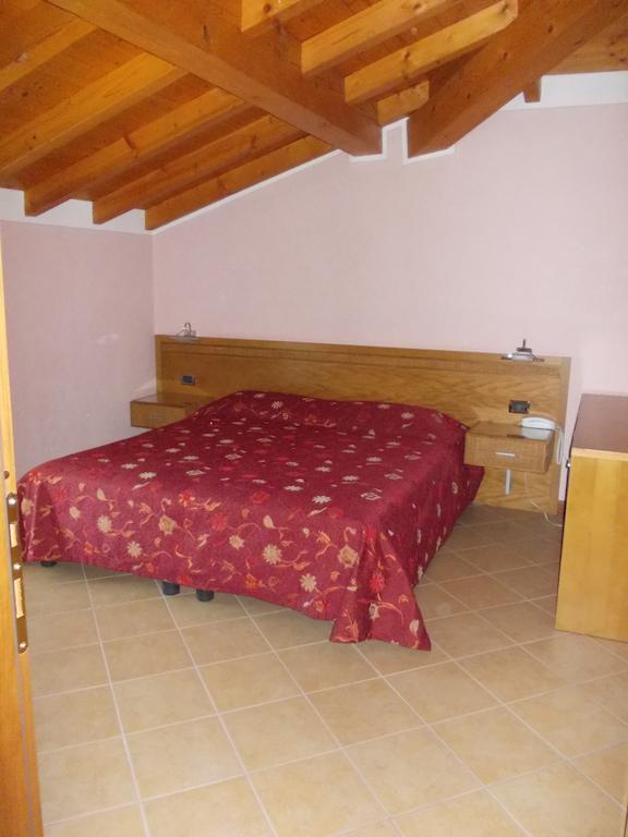Albergo Le Piante Manerba del Garda Oda fotoğraf